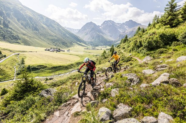 Der Epic Trail Davos zählt als längster Singletrail der Schweiz für Mountainbiker.