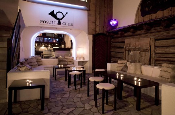 The Pöstli Club is one of the most happening spots in the party town of Davos.