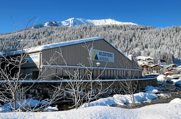 Langlaufzentrum in der Arena Klosters für Langläufer im Winter.