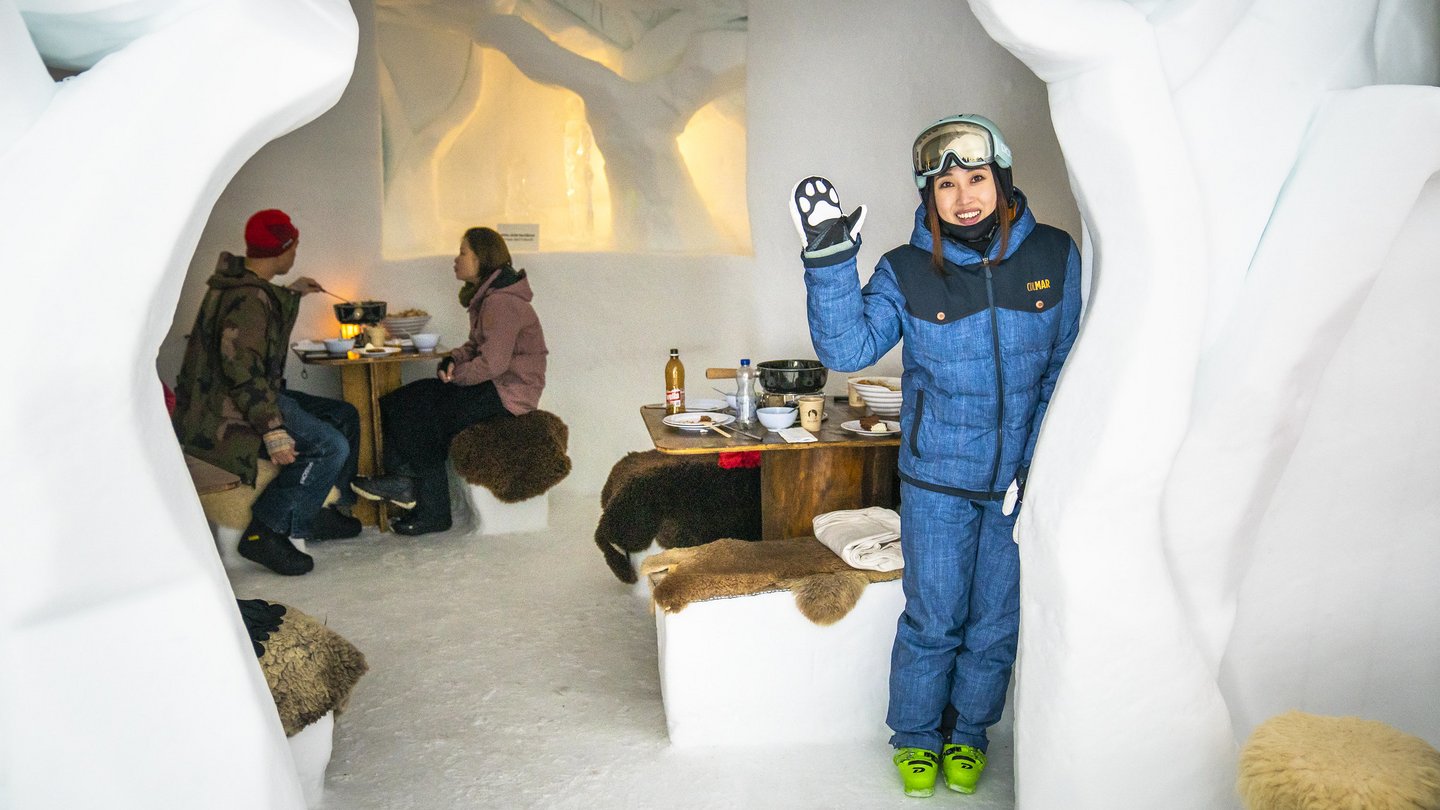 Skifahren und Snowboarden in Davos: Swiss Winter Camp Asia 2023