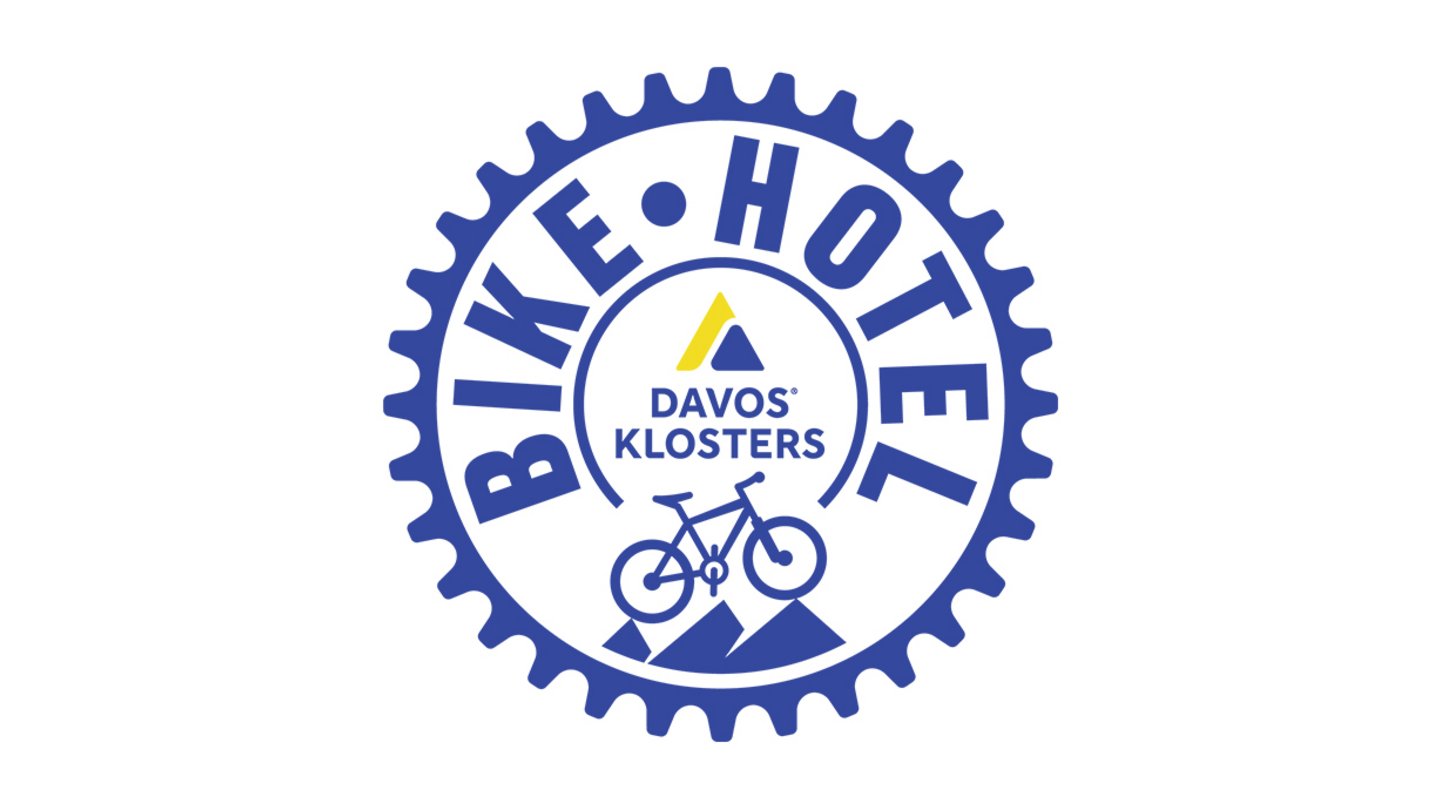 Zahlreiche Hotels in Davos Klosters, Schweiz, haben sich auf Mountainbiker spezialisiert.