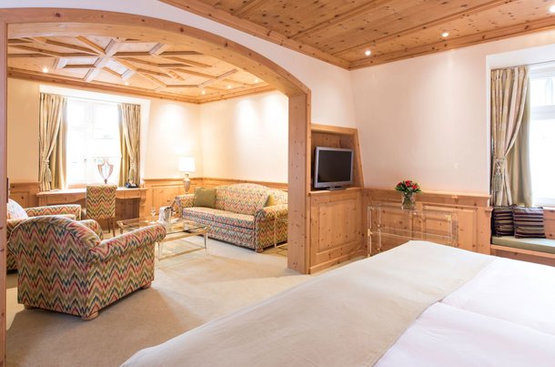Unterkünfte in Davos wie spezialisierte Langlauf-Hotels sind direkt online im Ferienshop buchbar.